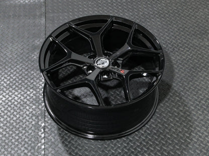 GTSR-M SF 22" - Gloss Black