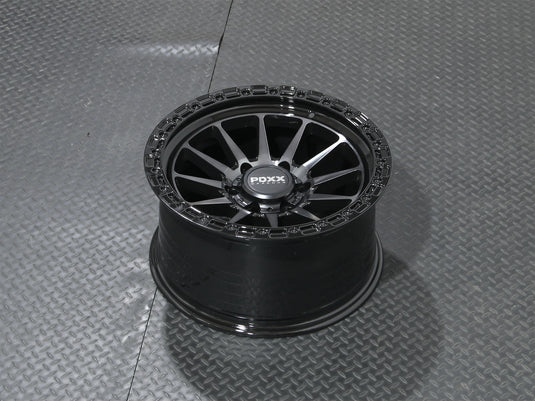 SANDO 17" - Jet Black