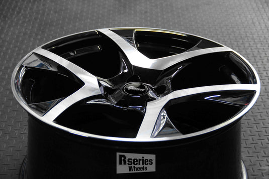 VF2 20" - Gloss Black Machined Face