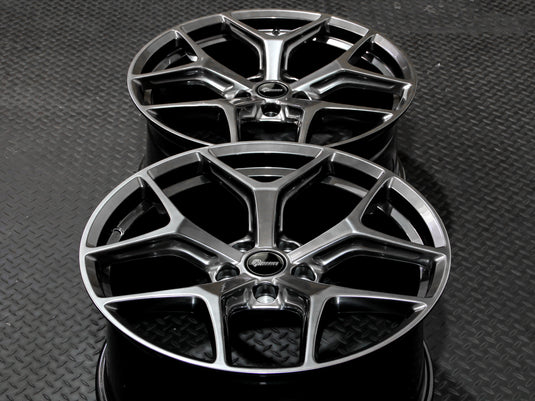 GTS 22" - Hyper Black