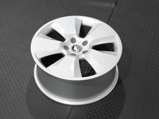 SIGNATURE 19" - Silver